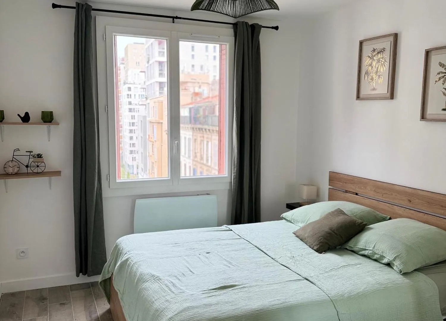 Appartement T3 Traversant 53M2 Marseille Vue Mer 0*,  France